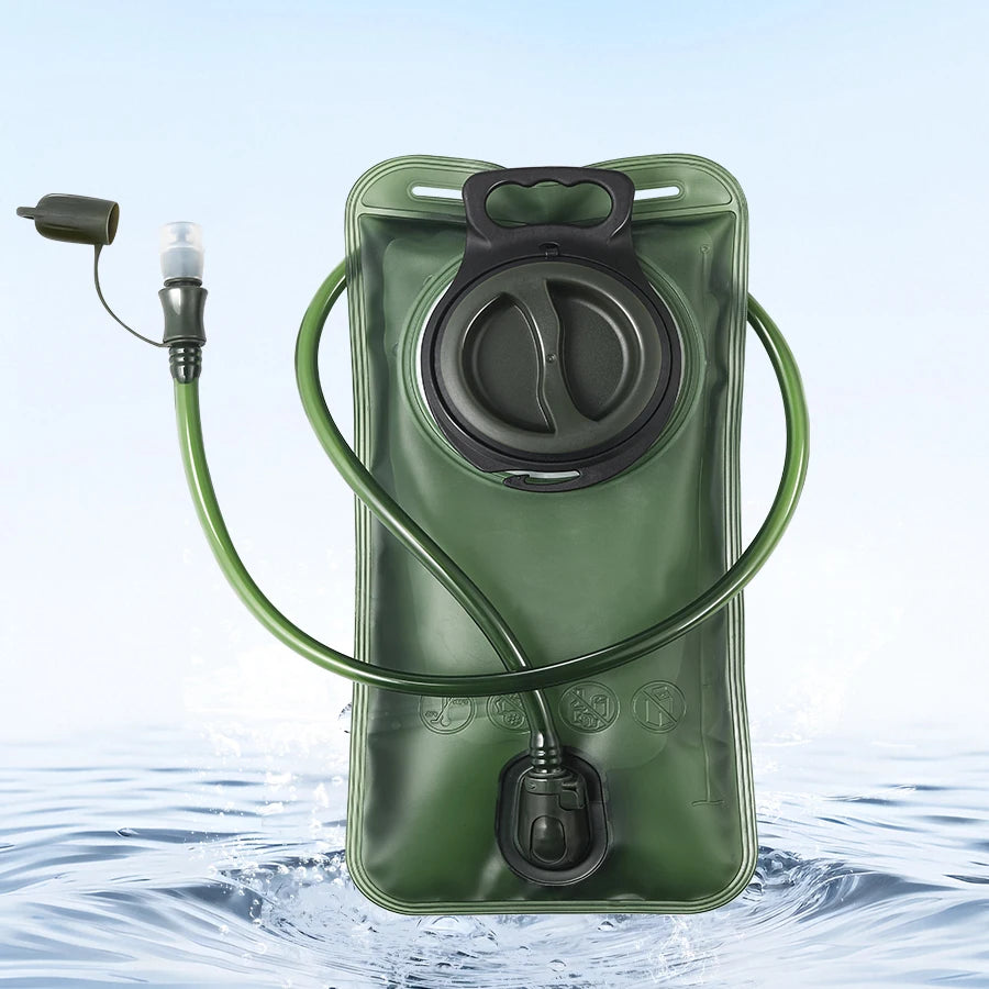 1.5L~3.0L water pipe, one click quick release outdoor water bag, foldable with multiple color options